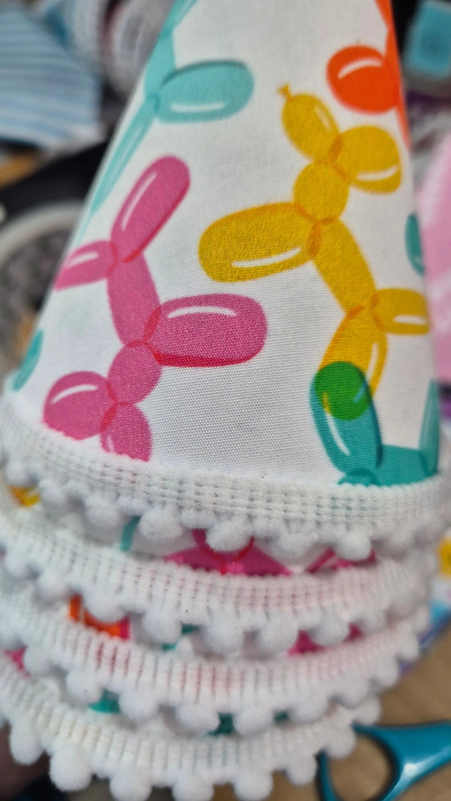 Birthday Hat (Dog Balloon) Lili + Mila's Empawrium