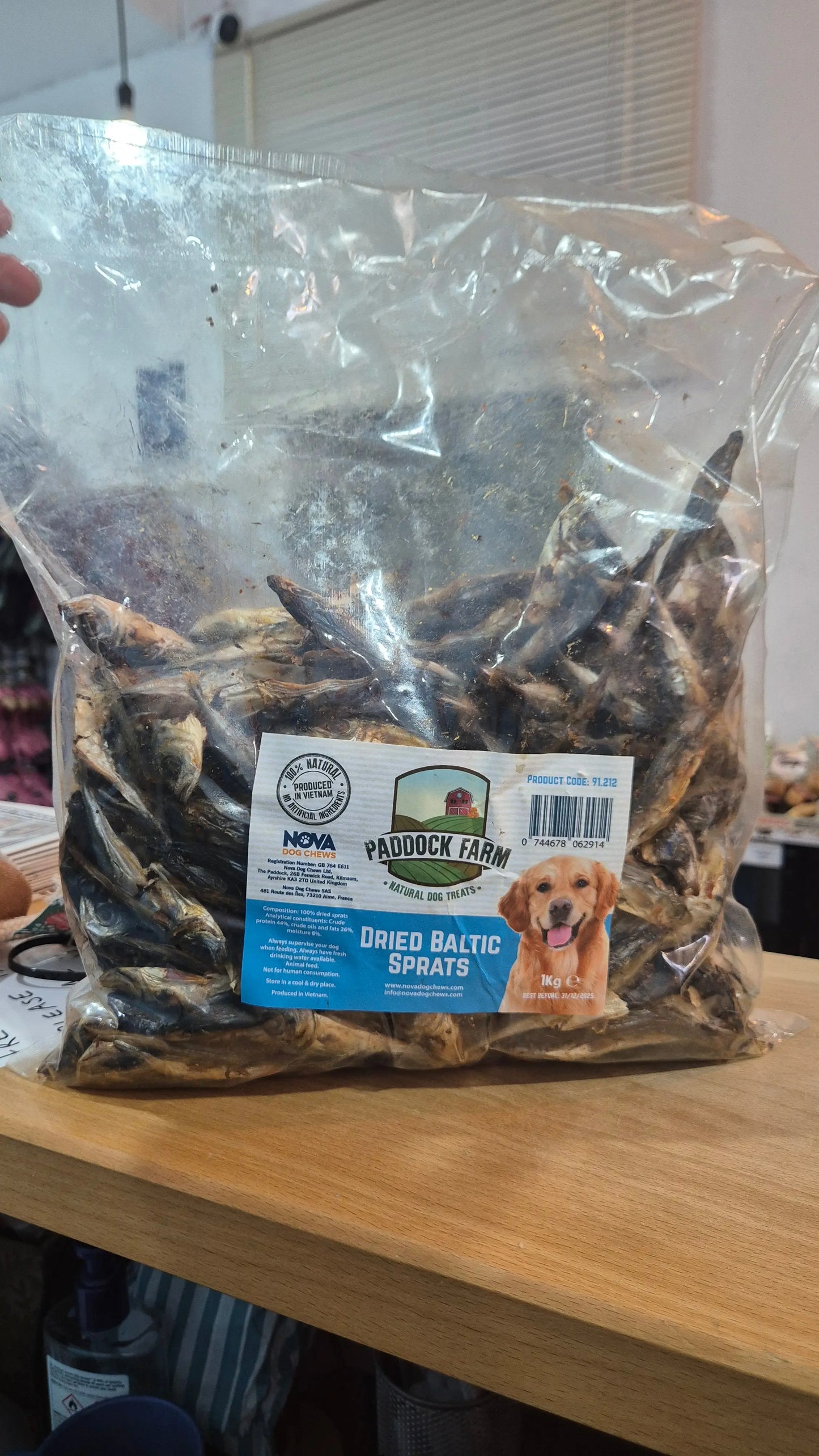 Dried Baltic Sprats (1kg) Lili + Mila's Empawrium