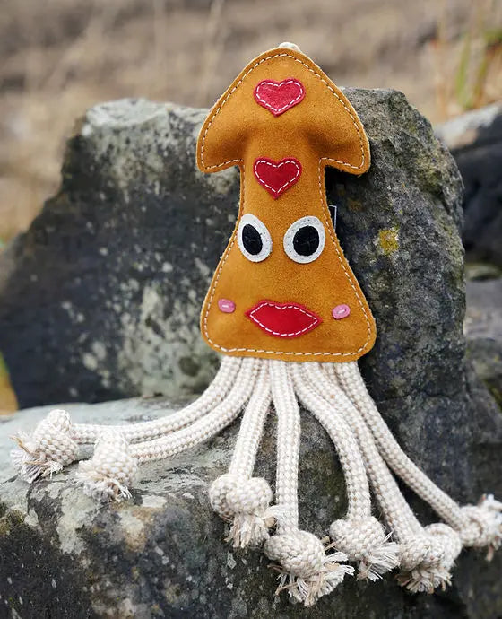Suzan the Squid Eco Toy Lili + Mila's Empawrium