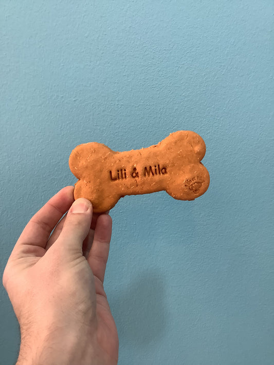 Lili + Mila Peanut Butter Bone (Biscuit)