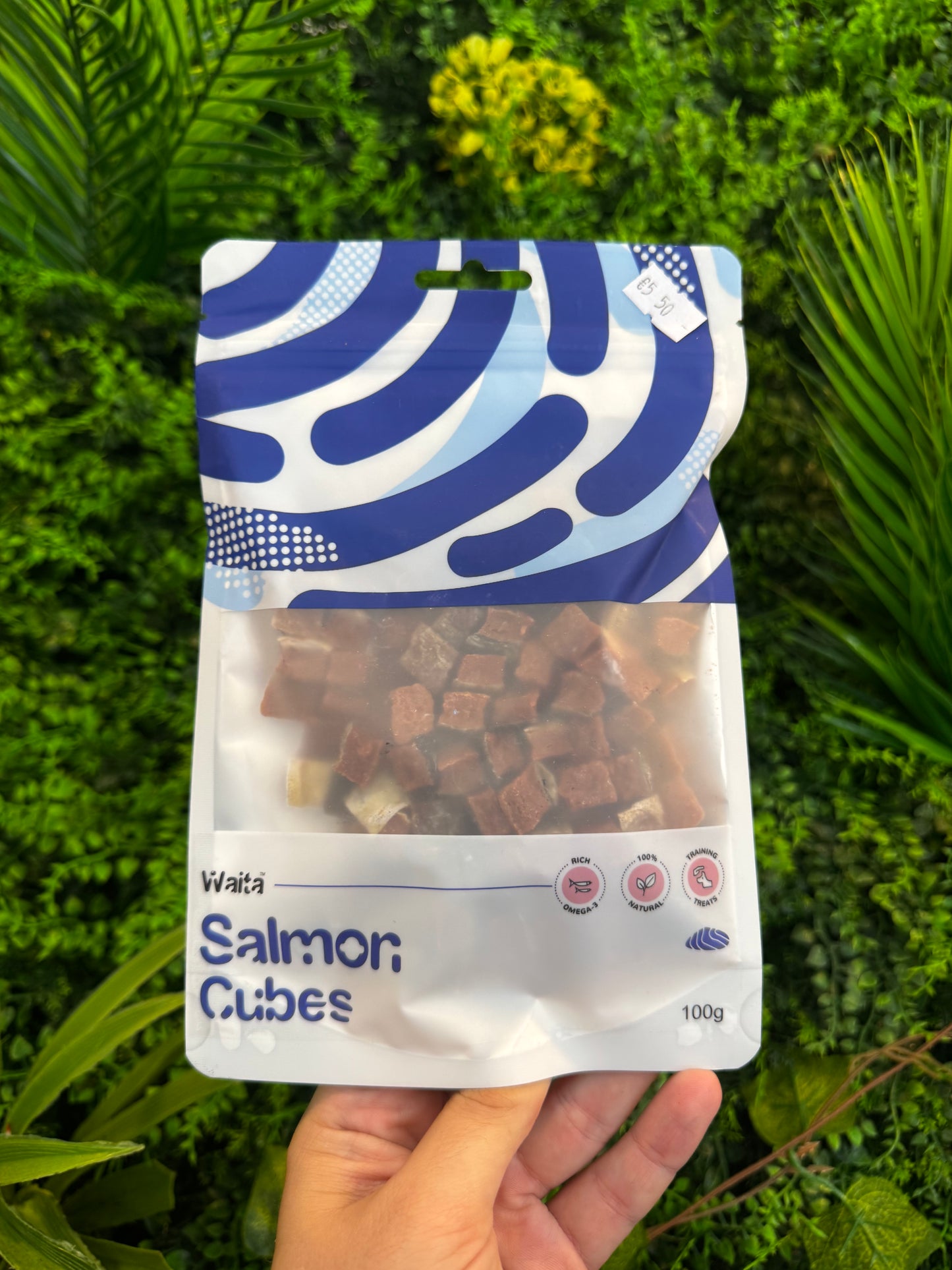 Waita Air Dried Salmon Cube 100g