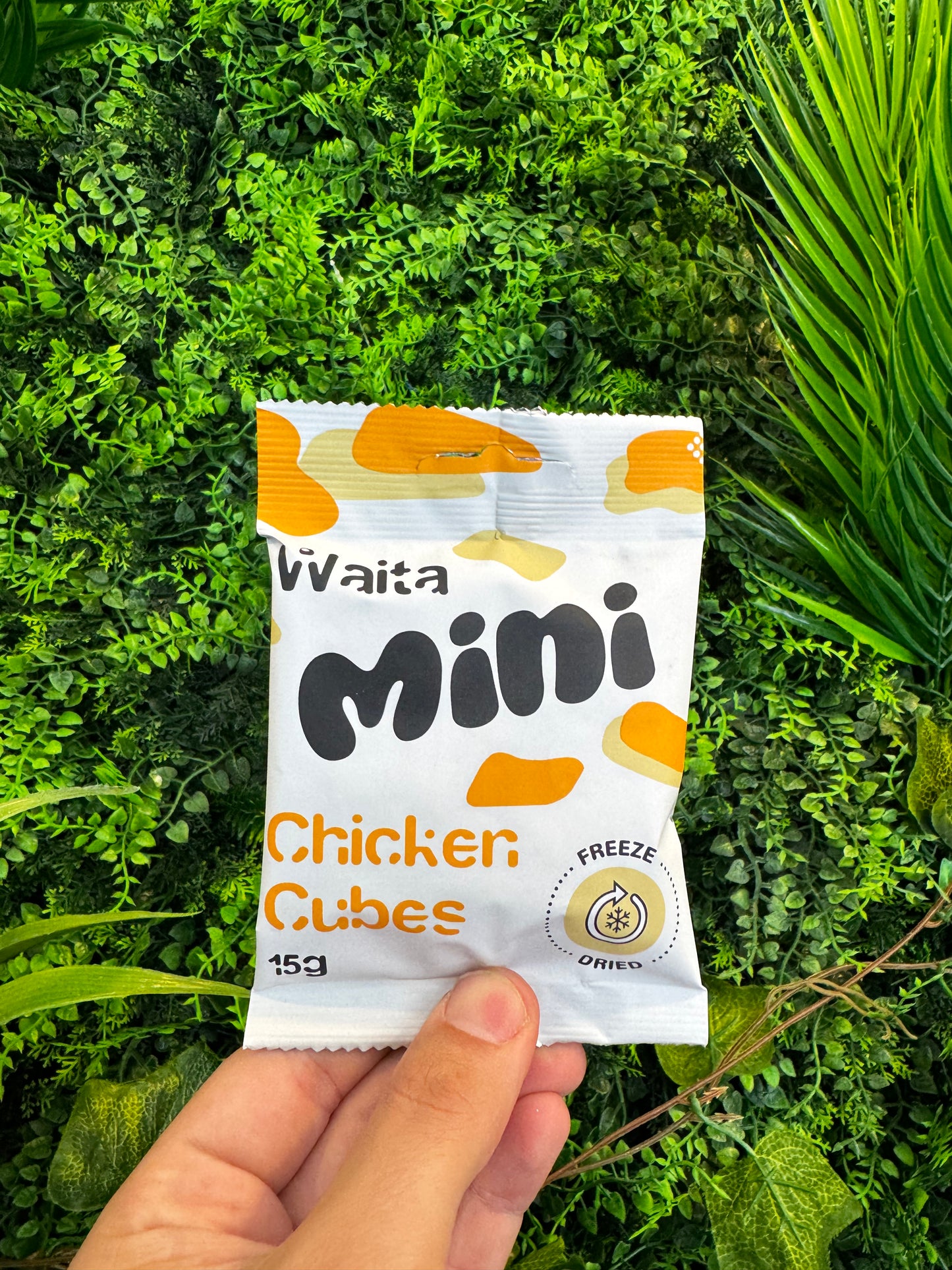 Waita Freeze Dried Mini Chicken Cubes 15g – 0.5cm Bite-Sized Cubes