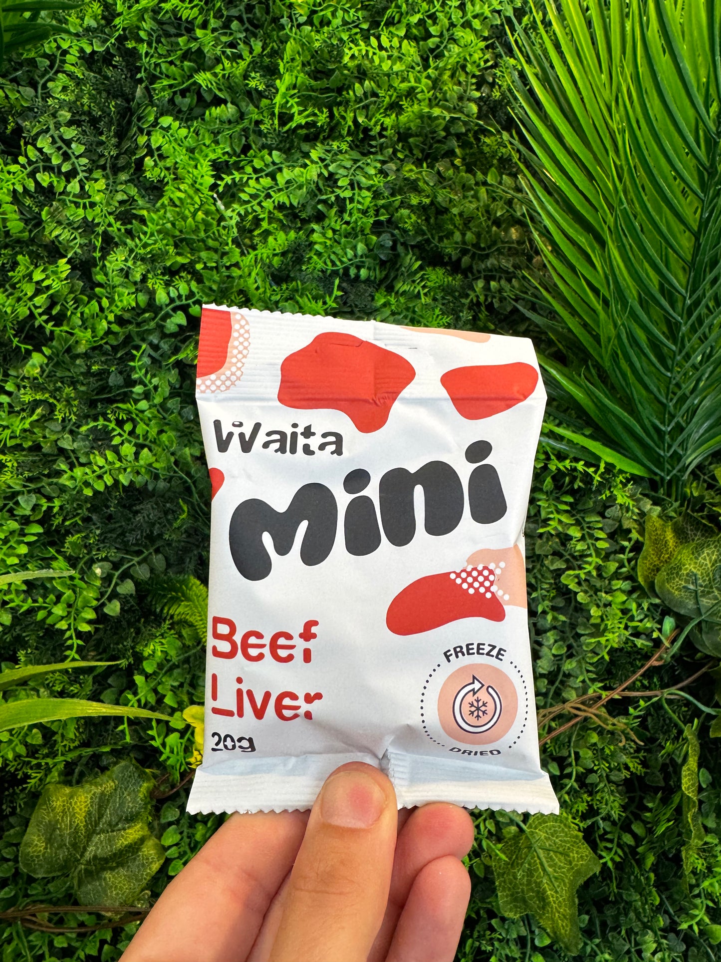 Waita Freeze Dried Mini Beef Liver Cubes 20g – 0.5cm Bite-Sized Cubes