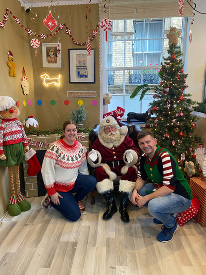 Meet Santa Paws (+ Gift) at Lili  & Mila's Empawrium